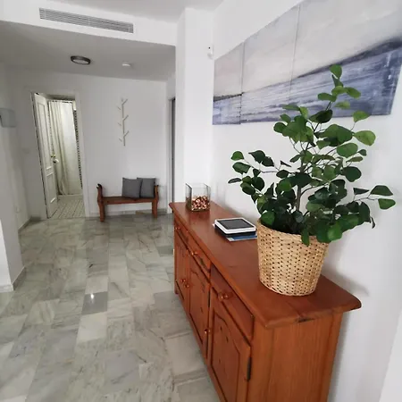 Mijas Costa Chapas Cabopino Playa Y Golf Μαρμπέλλα